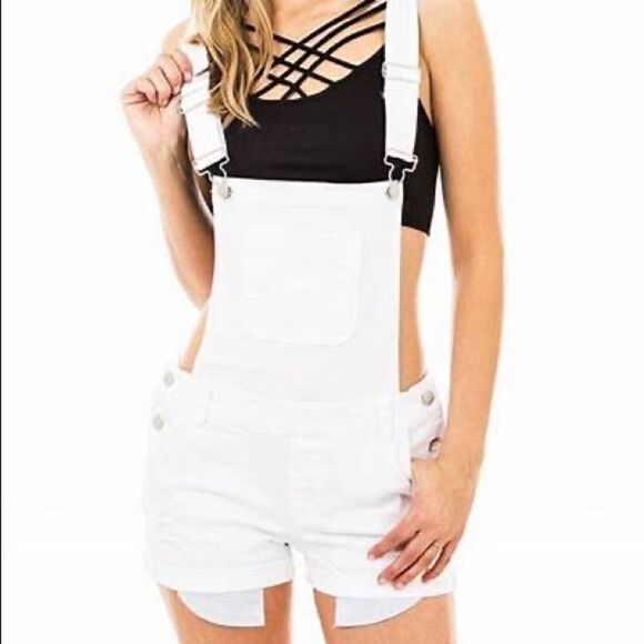 Wax Jean- Junior’s White Shorts Overalls w/ Distressing, Size L - Picture 10 of 10